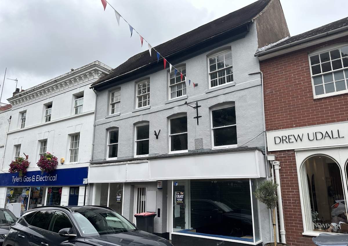 The attractive Grade II Listed three storey property at 38 St Marys Street occupies a sought after location in Newport town centre