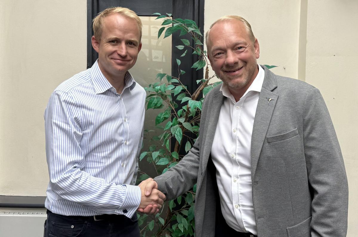 Oliver Wadlow and Ean Andrews Whalley